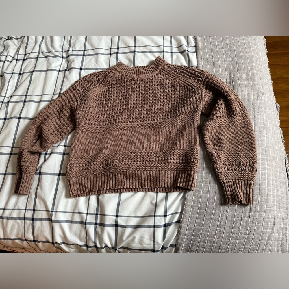 Universal thread women’s sweater